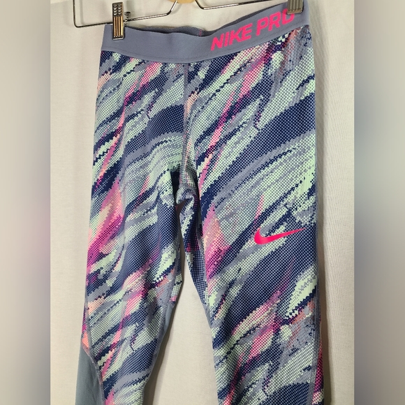 NIKE pro youth size large leggings - Picture 2 of 4